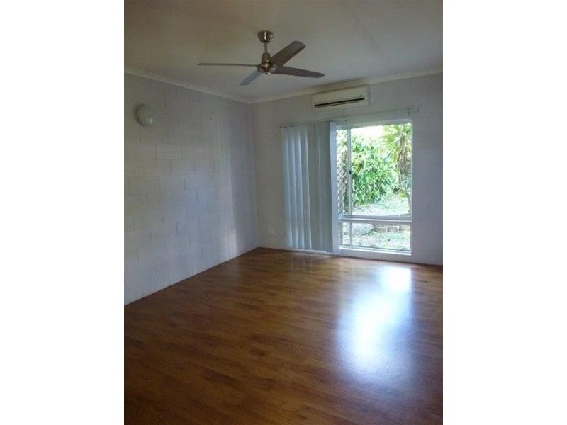 2 Mein Close, Brinsmead QLD 4870