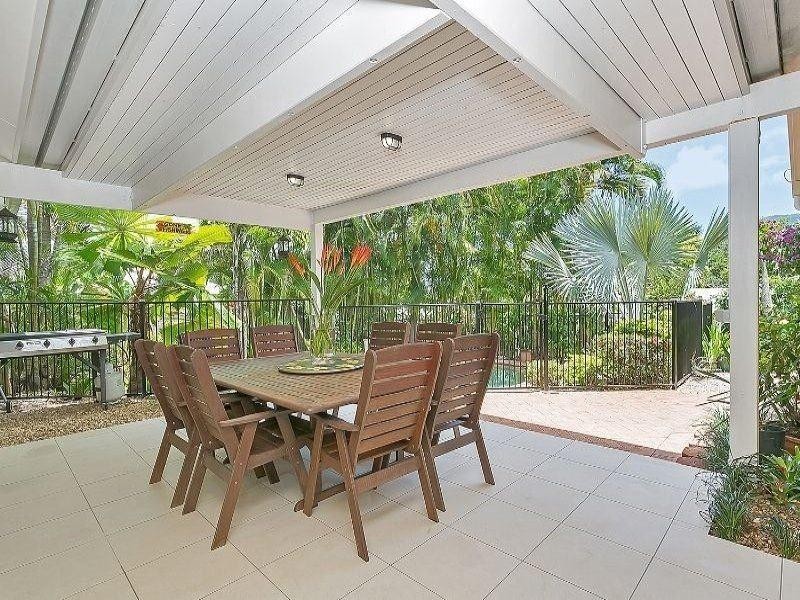 37 Summer Hill Drive, Mooroobool QLD 4870