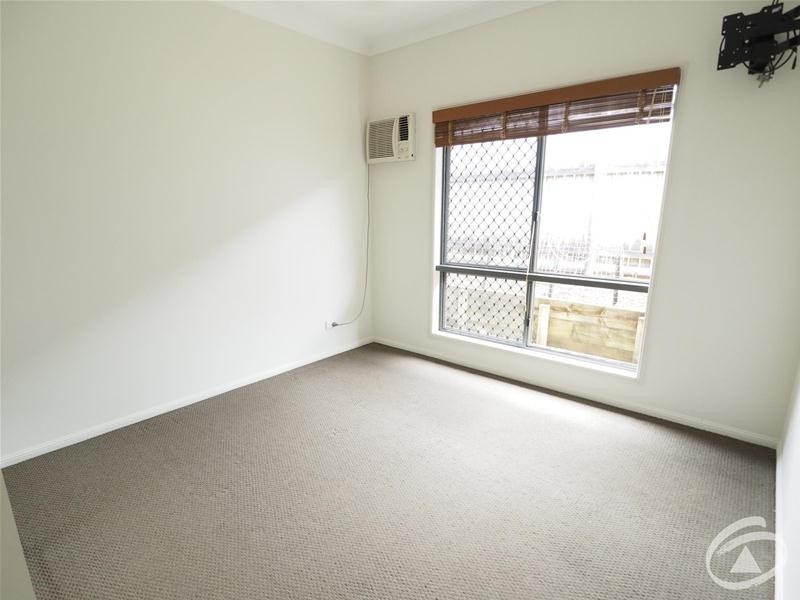 15 Elphinstone Street, Kanimbla QLD 4870