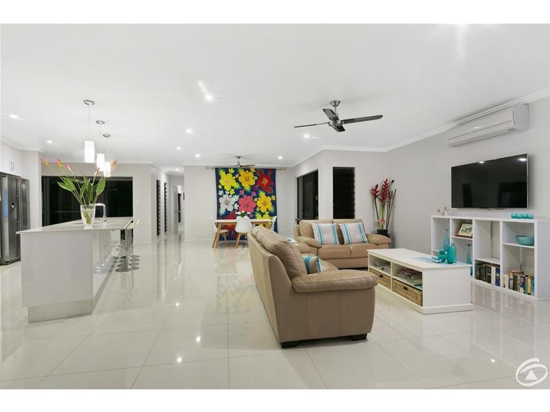 14 Gaway Street, Caravonica QLD 4878