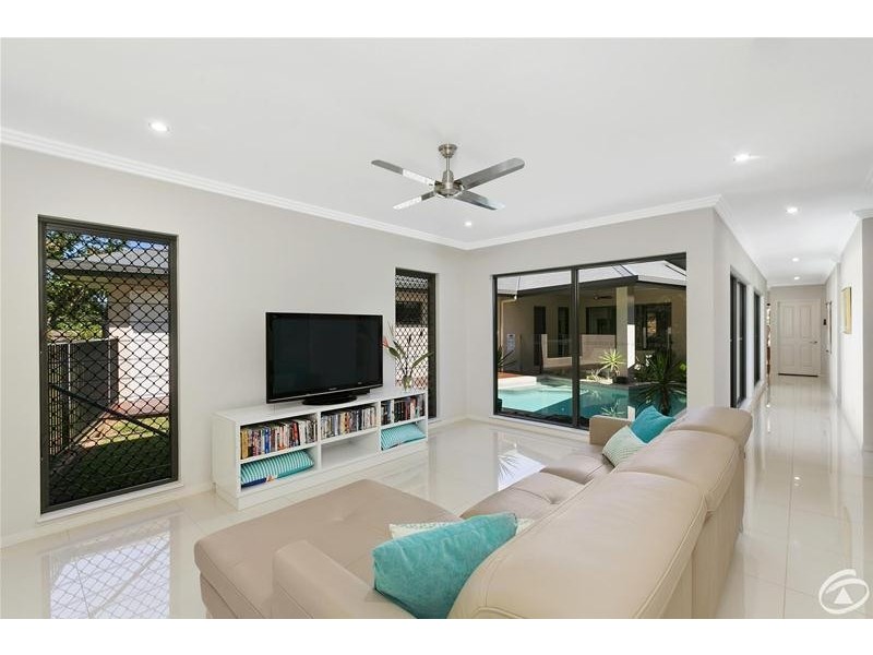 14 Gaway Street, Caravonica QLD 4878