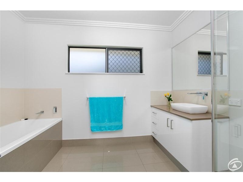 14 Gaway Street, Caravonica QLD 4878