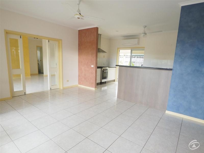 27 Carnation Drive, Mooroobool QLD 4870