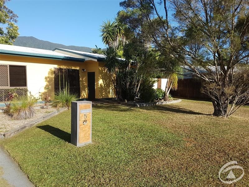 5 Banning Avenue, Brinsmead QLD 4870