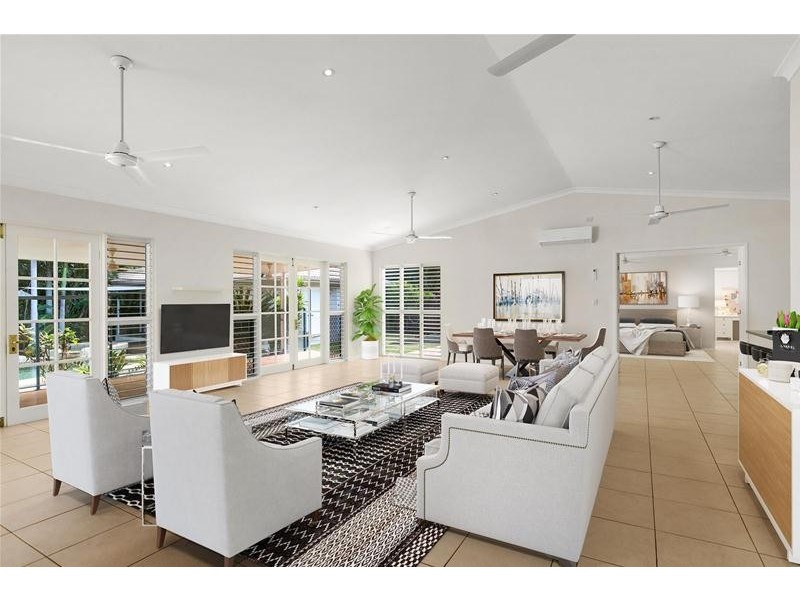 25 Gibson Close, Clifton Beach QLD 4879