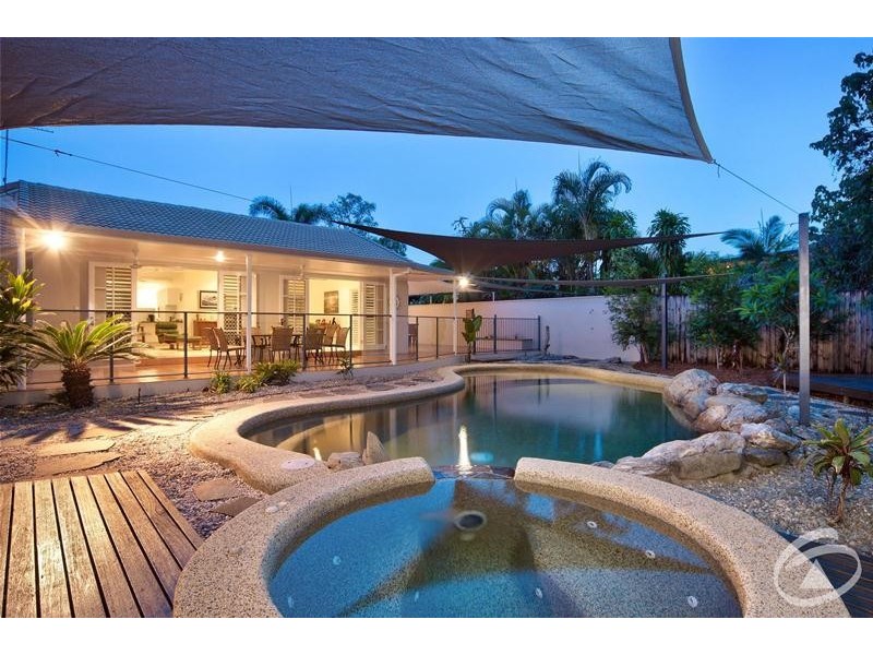 25 Gibson Close, Clifton Beach QLD 4879