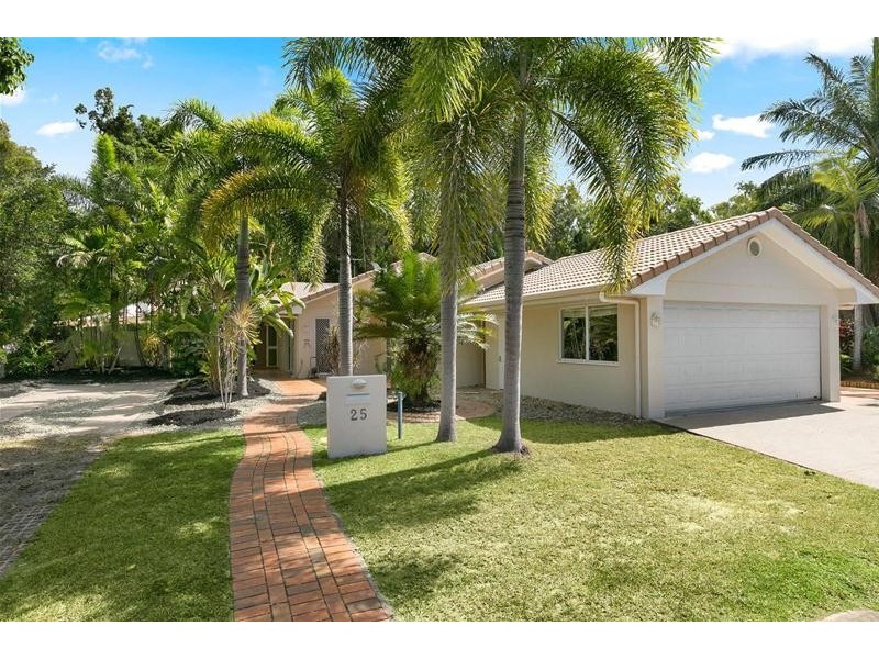 25 Gibson Close, Clifton Beach QLD 4879