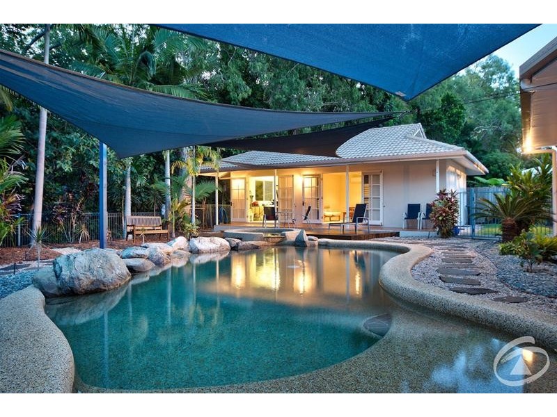 25 Gibson Close, Clifton Beach QLD 4879