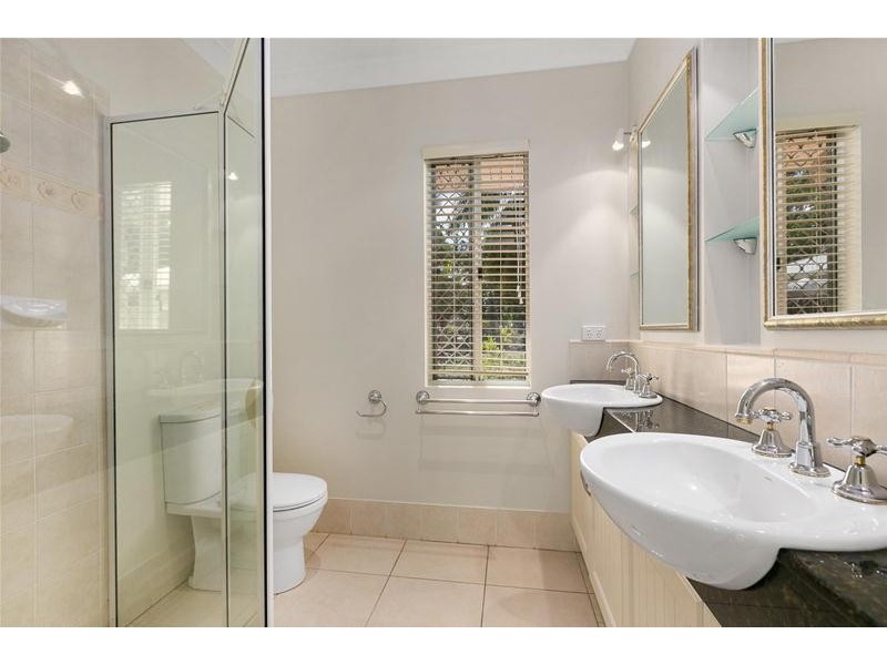 25 Gibson Close, Clifton Beach QLD 4879