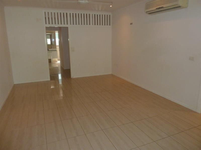 4/13 Hibiscus  Lane, Holloways Beach QLD 4878