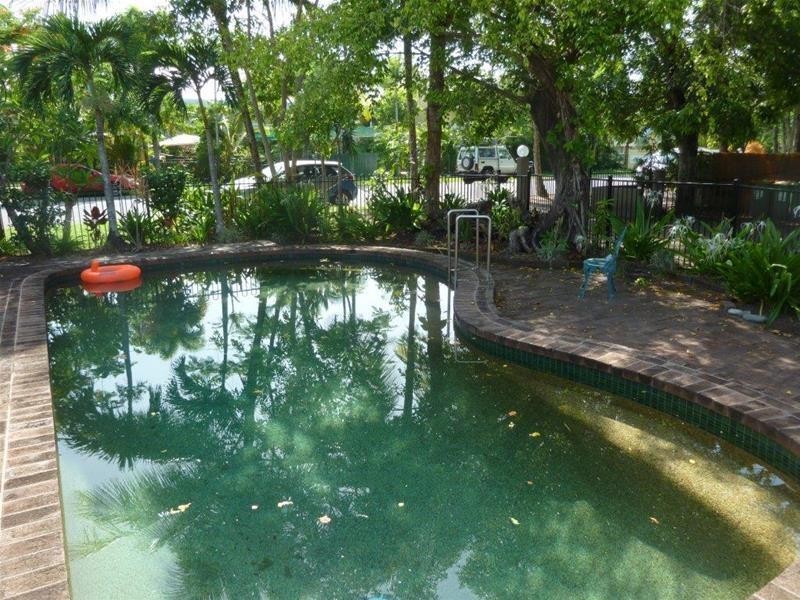 4/13 Hibiscus  Lane, Holloways Beach QLD 4878