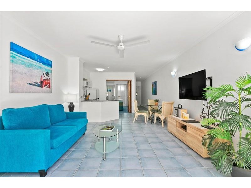 305/139-143 Williams Esplanade, Palm Cove QLD 4879