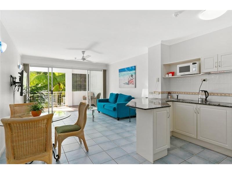 305/139-143 Williams Esplanade, Palm Cove QLD 4879