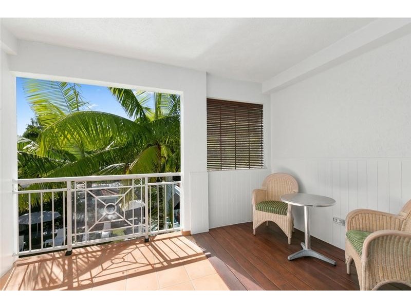 305/139-143 Williams Esplanade, Palm Cove QLD 4879