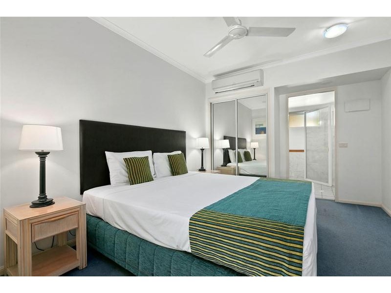 305/139-143 Williams Esplanade, Palm Cove QLD 4879