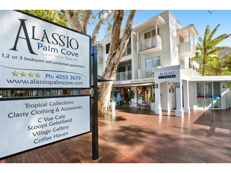 305/139-143 Williams Esplanade, Palm Cove QLD 4879
