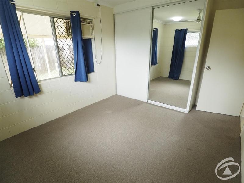 7 Denman Close, Manoora QLD 4870