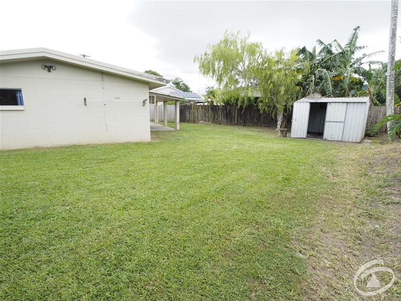 7 Denman Close, Manoora QLD 4870