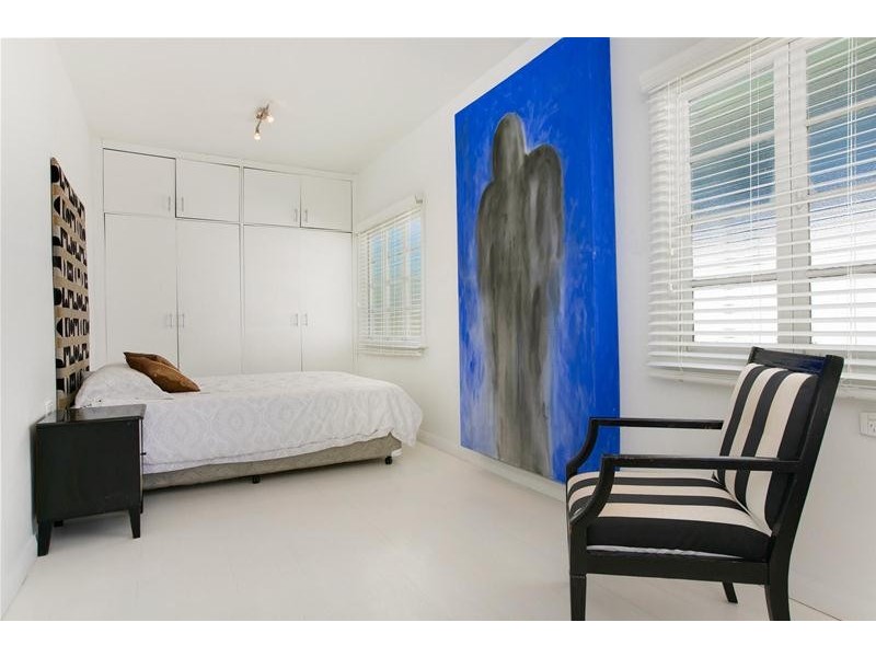 30 Howe Street, Cairns North QLD 4870