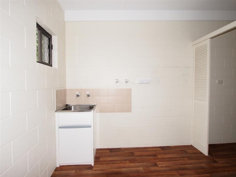 36 Bamboo Street, Holloways Beach QLD 4878