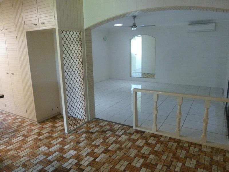 32 Wirrah Street, Bayview Heights QLD 4868