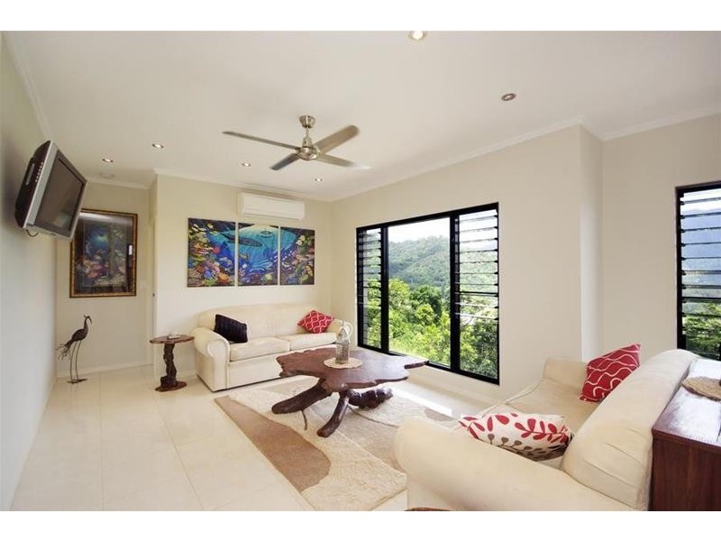 17 The Peak, Brinsmead QLD 4870