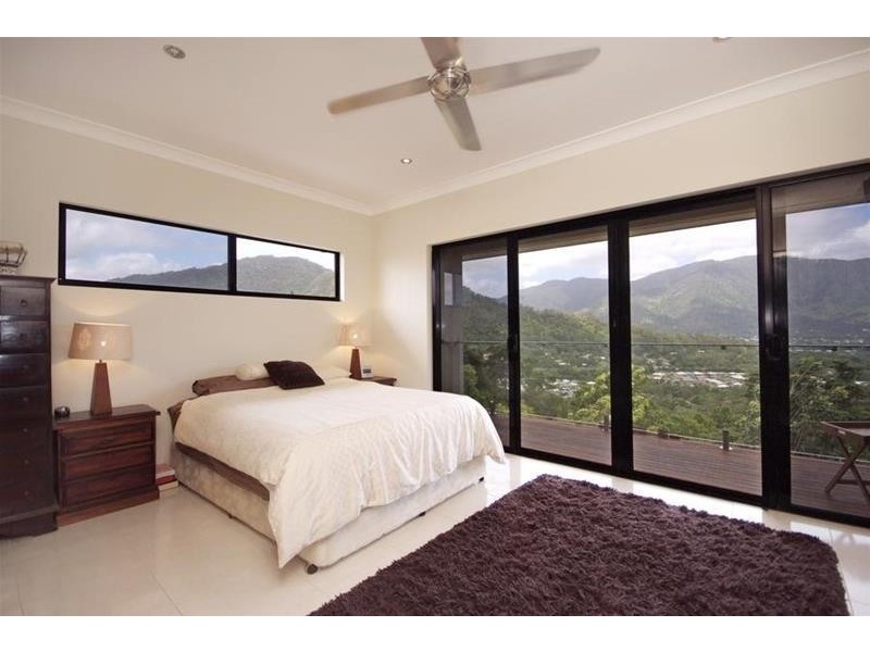17 The Peak, Brinsmead QLD 4870