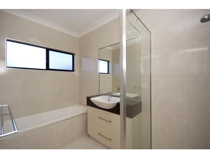 17 The Peak, Brinsmead QLD 4870