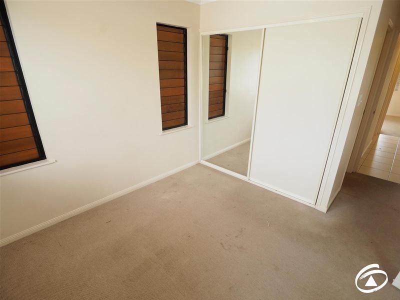 301/4 Grantala Street, Manoora QLD 4870