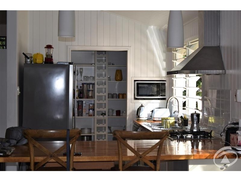 96 Christensen Street, Machans Beach QLD 4878