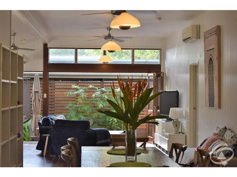 96 Christensen Street, Machans Beach QLD 4878