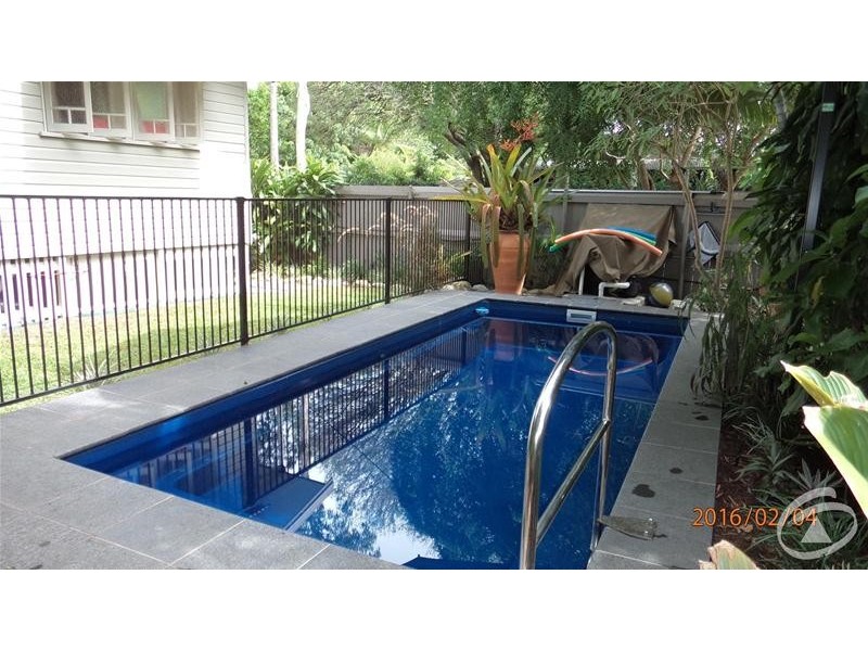 96 Christensen Street, Machans Beach QLD 4878