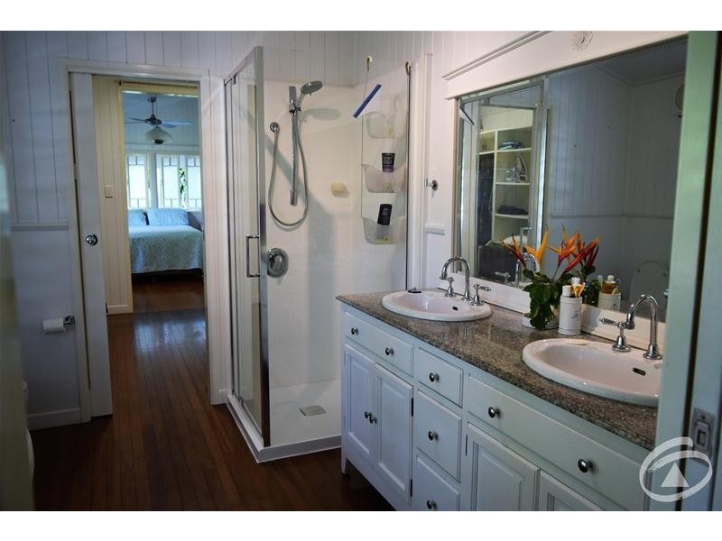 96 Christensen Street, Machans Beach QLD 4878