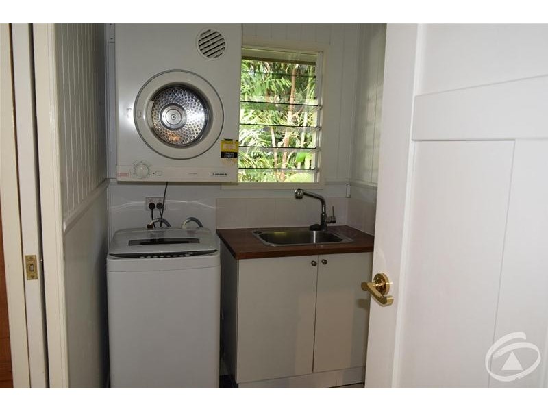 96 Christensen Street, Machans Beach QLD 4878