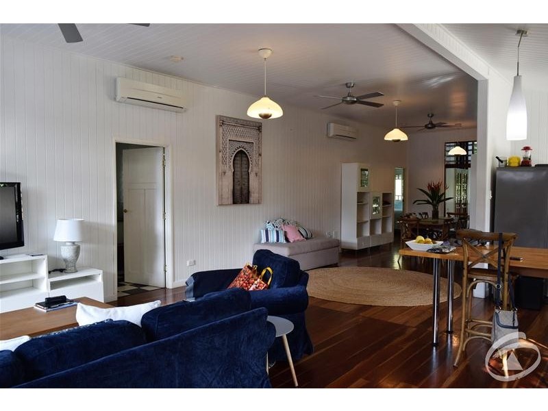 96 Christensen Street, Machans Beach QLD 4878