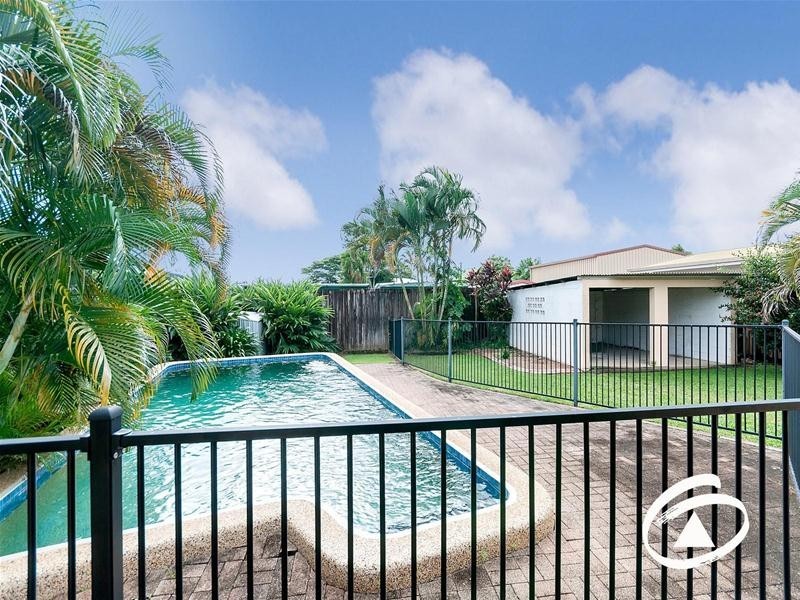 5 Maina Street, Woree QLD 4868