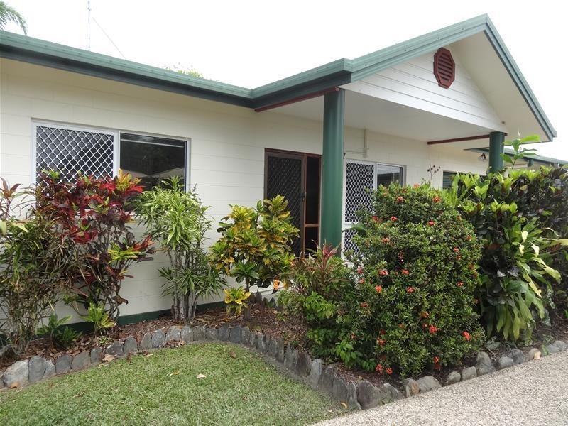 45 Middlemiss Street, Mossman QLD 4873