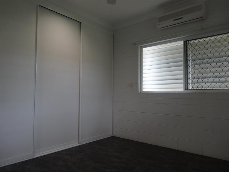 45 Middlemiss Street, Mossman QLD 4873