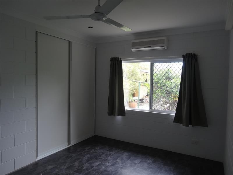 45 Middlemiss Street, Mossman QLD 4873