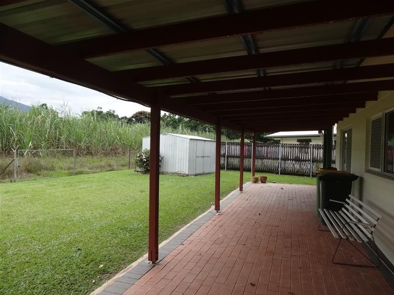 45 Middlemiss Street, Mossman QLD 4873