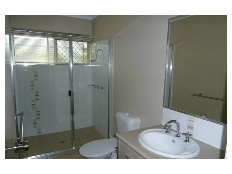 7 Taffles Street, Redlynch QLD 4870