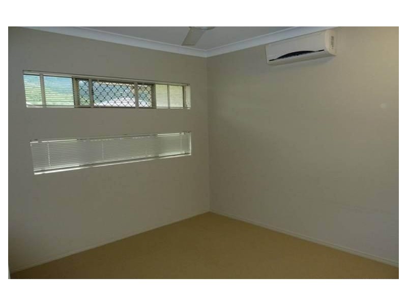 7 Taffles Street, Redlynch QLD 4870