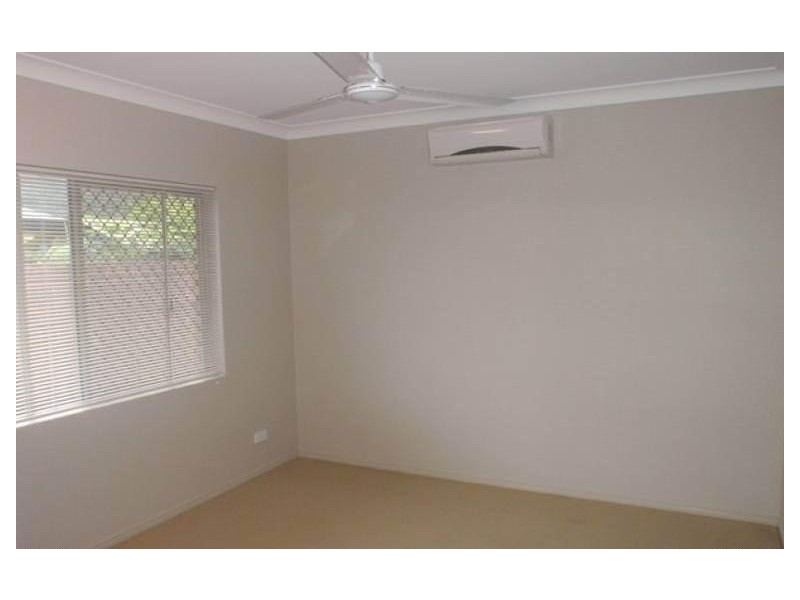 7 Taffles Street, Redlynch QLD 4870