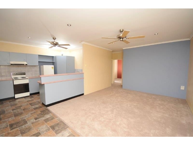 7/11 Balaclava Road, Earlville QLD 4870