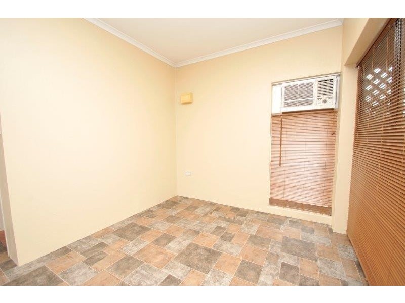 7/11 Balaclava Road, Earlville QLD 4870