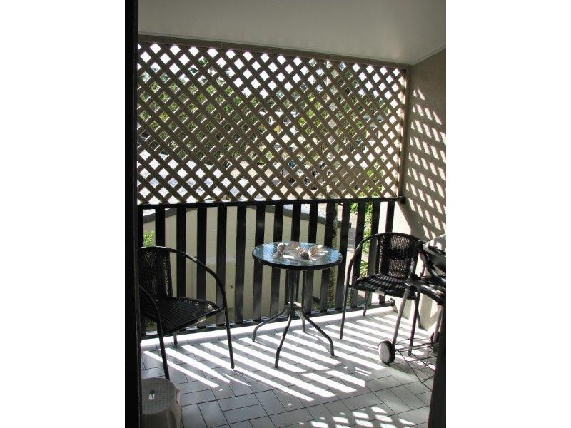 7/11 Balaclava Road, Earlville QLD 4870