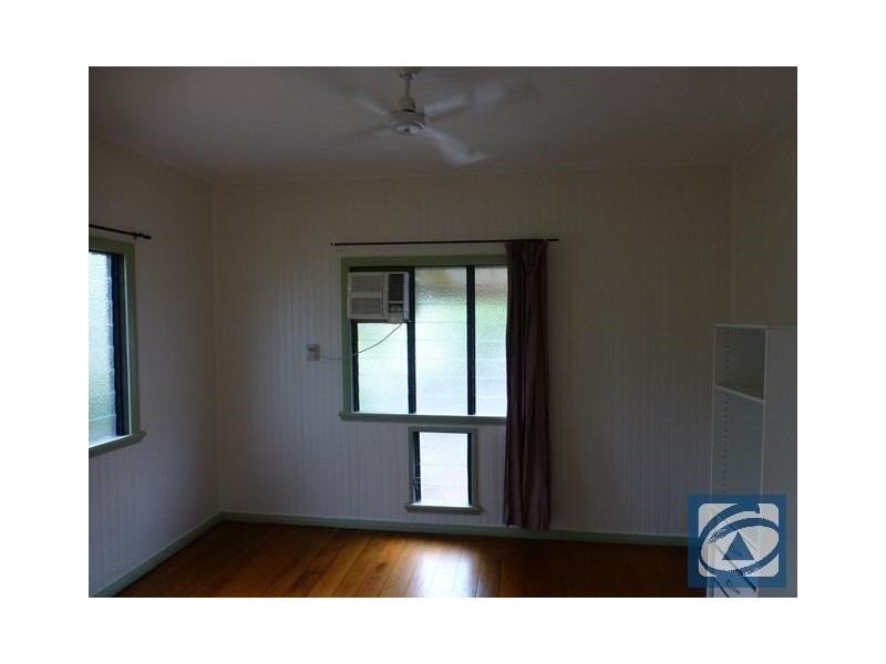 37 Dunn Street, Cairns North QLD 4870