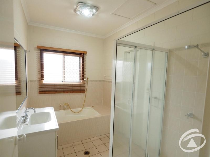 9 Mermaid  Street, Bentley Park QLD 4869