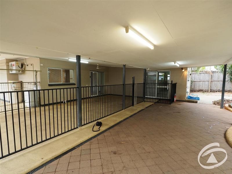 9 Mermaid  Street, Bentley Park QLD 4869