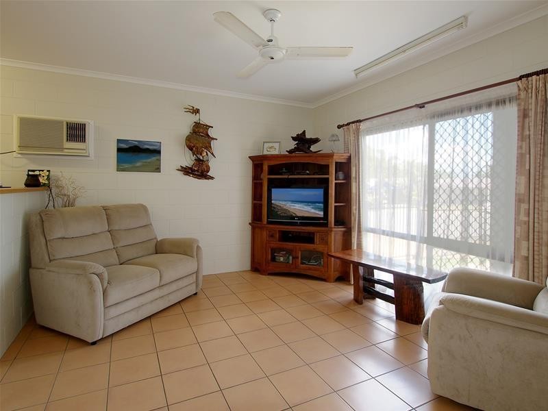 13 Peate Close, Edmonton QLD 4869